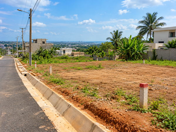 Terrain destiné à un projet immobilier en Côte d'Ivoire